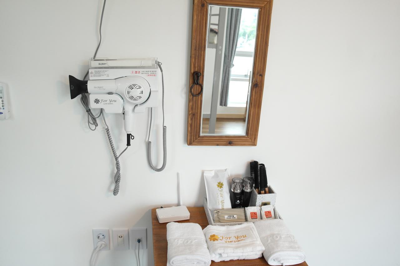 For You Hostel Yeosu Dış mekan fotoğraf